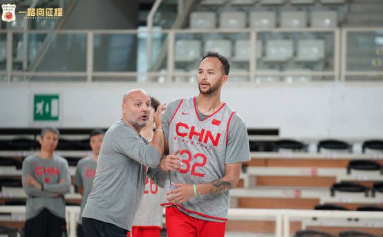 日日碰碰视频播放