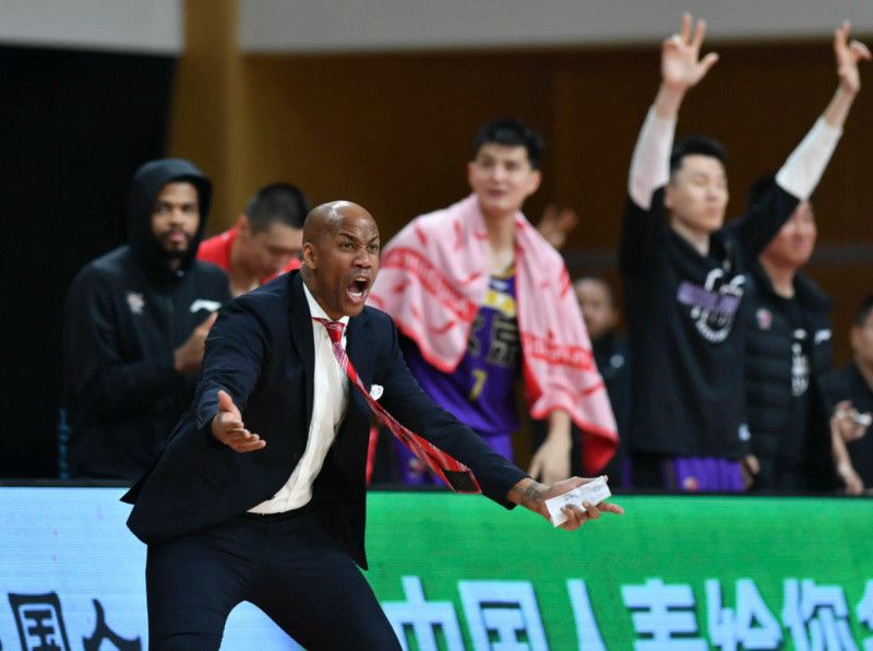 一仆二主48集电视连续剧爱奇艺